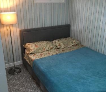 Paignton Apartment | Log cabin studio in Paignton