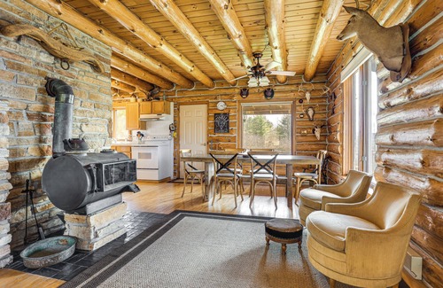 Hornell Cabin | Log Cabin w/Pond & Trail Access in Almond!