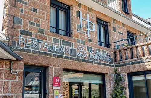 Perros-Guirec Hotel | Logis Hôtel du Parc