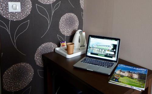 Chisseaux Hotel | Logis Hôtel Restaurant Clair Cottage, Chisseaux - Chenonceaux