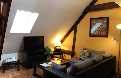 Voves Hotel | Logis Hôtel Restaurant Le Quai Fleuri