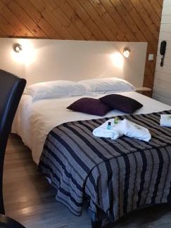 Cransac Hotel | Logis hôtel restaurant les Carillons