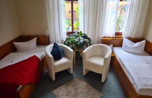 Neustadt Hotel | Logis Hotel Stadt Neustadt