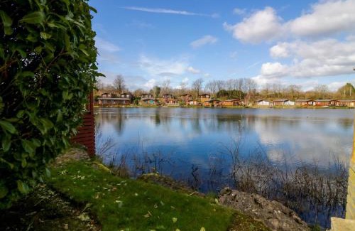 South Lakeland Leisure Village House | Loluke Lodge on The Lake