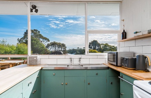 Coles Bay House | Loma Talo