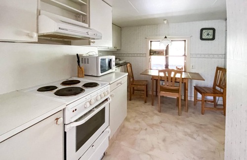 Mardaklev House | Look forward to a vacation with nature experiences and fishing enjoyment near the Storasjön lake
