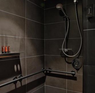 Stillwater Hotel | Lora