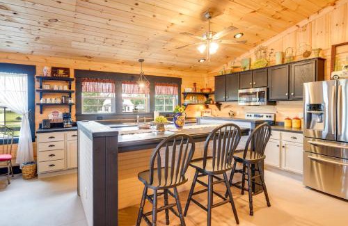 Saint Francis House | Loretto Cottage on Bourbon Trail with Fire Pit