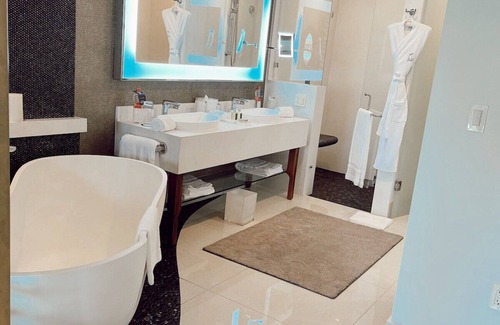 Juarez Resort | Los Cabos - Jr. Studio, 1-King Bed, Garden View, 667 sq. ft. Discounted 20-30%