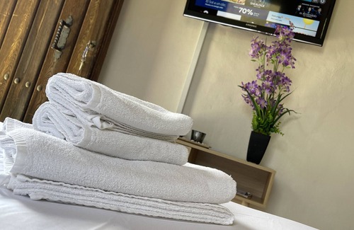 Atajate House | LOS PILAREJOS ACCOMMODATIONS/Standard Apartment