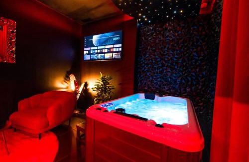 Arnaud Bernard Apartment | LOVE ROOM Suite TOULOUSE