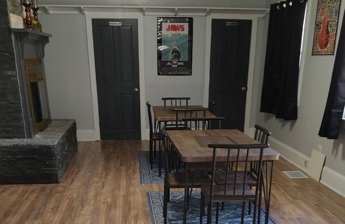 Winder Apartment | Lovely 1 bedroom secure room! r5