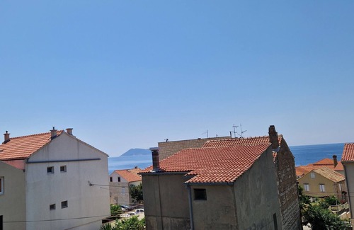 Komiza Apartment | Lovely 1-Bed Apartment in Komiza Island of vis
