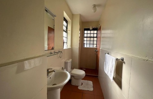 Parklands Apartment | Lovely 1BR in Parklands next to Aga Khan Hospital