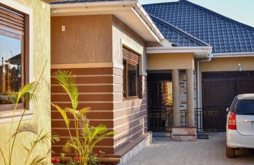Entebbe Apartment | Lovely 2 Bed Apartment in Entebbe