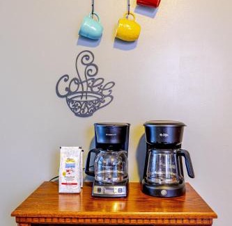 Canisteo Apartment | Lovely 2 bedroom apartment downtown Canisteo