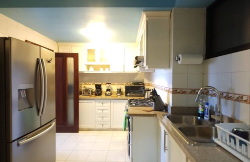 Yolanda Morales Condo | Lovely 2-Bedroom Condo in Piantini, Santo Domingo