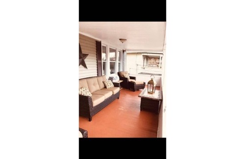Brooklawn - St. Vincent Apartment | Lovely 2 bedroom rental with free parking