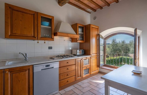 Ponte di Gabbiano Apartment | Lovely apartment for 5 guests with pool, WIFI, A/C, TV and pets allowed, close to Siena