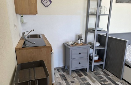 Cologna Spiaggia Villa | Lovely apartment in villa with A/C, WIFI, pool, hot tub, TV, patio, pets allowed and panoramic v.