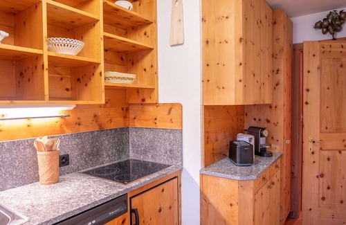 Sankt Moritz-Bad Apartment | Lovely apartment for 4 guests with WIFI, TV, balcony, pets allowed and panoramic view