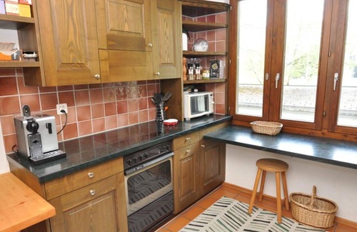 Engelberg Apartment | Lovely apartment for 4 guests with pool, WIFI, TV and balcony