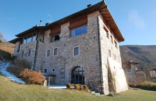 Comano Terme Apartment | Lovely apartment for 4 people with WIFI, private pool, TV, patio and pets allowed