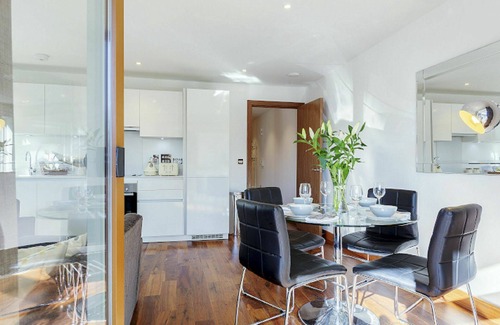 Haggerston Apartment | Lovely apartment for 2 people with WIFI and TV