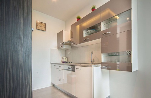 Zurkovo Apartment | Lovely apartment for 4 guests with WIFI, A/C, TV, terrace and pets allowed