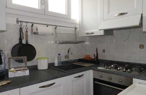 Savena Apartment | Lovely apartment for 4 guests with WIFI, A/C, TV and balcony