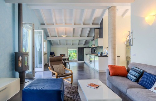 Claino Con Osteno Apartment | Lovely apartment for 6 people with WIFI, TV and terrace