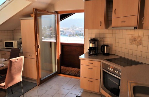 Bad Haering Apartment | Lovely apartment for 6 people with WIFI, TV, terrace and panoramic view