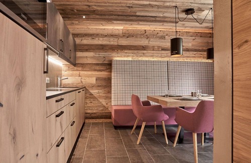 Soelden Apartment | Lovely apartment for 7 people with WIFI, TV, terrace and pets allowed