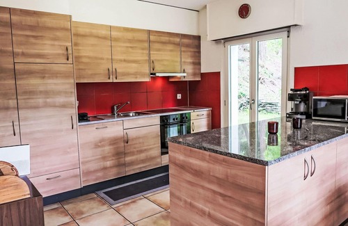 Mayens-de-Riddes House | Lovely apartment in villa for 8 people with WIFI, balcony and panoramic view