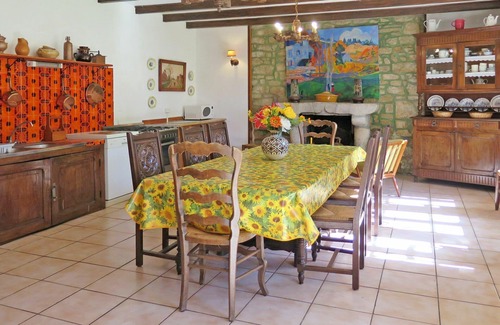 Loctudy Villa | Lovely apartment in villa for 8 people with pets allowed and parking