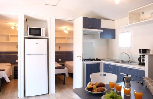 Marina di Bibbona House | Lovely apartment in villa for 6 guests with A/C, pool, terrace and pets allowed