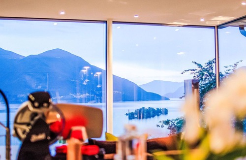 Ascona Villa | Lovely apartment in villa for 2 people with A/C, internet, pool, TV, patio and panoramic view