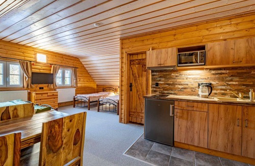 Rokytnice nad Jizerou Villa | Lovely apartment in villa for 12 guests with WIFI, TV, patio, pets allowed and panoramic view