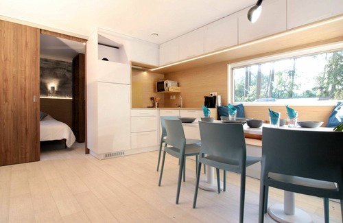 Ondres House | Lovely apartment in villa for 4 guests with A/C, WIFI, pool, TV, terrace and pets allowed