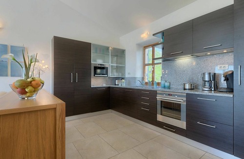 Bibali House | Lovely apartment in villa for 6 people with pool, A/C, WIFI, TV and terrace