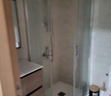 Miramar Apartment | Lovely Appart, terrace, opposite the beach