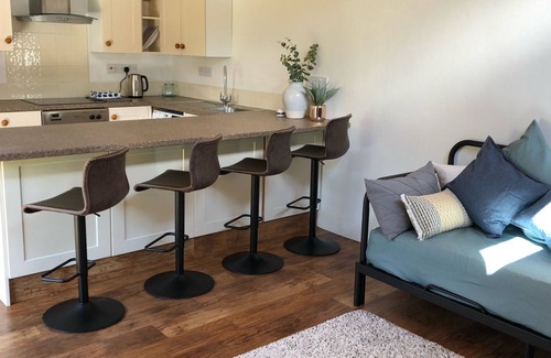 Taunton House | Lovely barn situated at the edge of the Somerset Levels