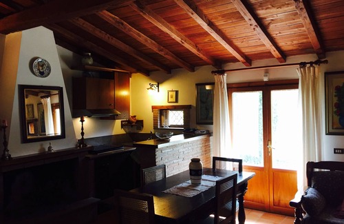 Orte Ski Chalet | Lovely chalet in orte spa area just 5 minutes from the highway