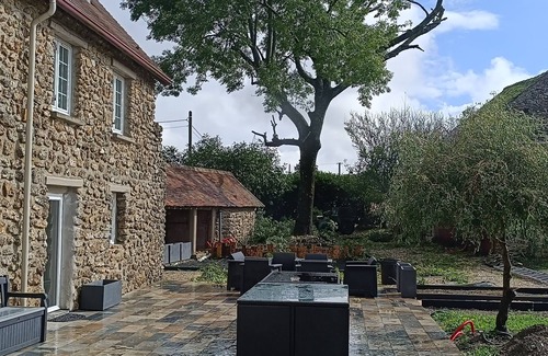 Saint-Cyr-sur-Morin Villa | Lovely cottage for 15 country chic décoration quiet place to discover asap!