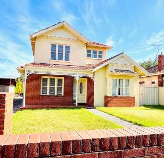 Reservoir House | Lovely Home
