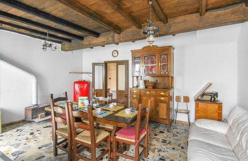 Codivilla House | Lovely home in Codivara with WiFi