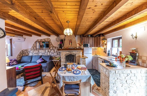 Veliki Drvenik House | Lovely home in Drvenik Veliki