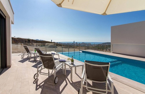 Finestrat House | Lovely home in Finestrat with WiFi