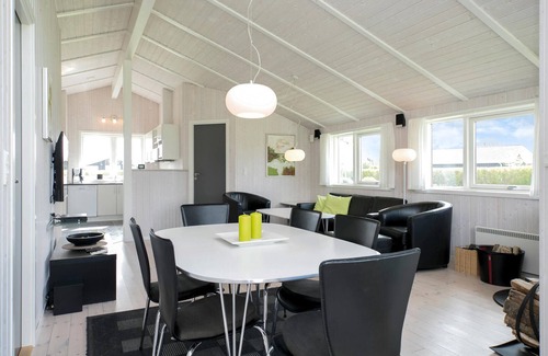 Oster Hurup House | Lovely home in Hadsund with sauna