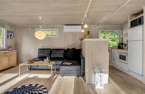 Helberskov Strand House | Lovely home in Hadsund with kitchen